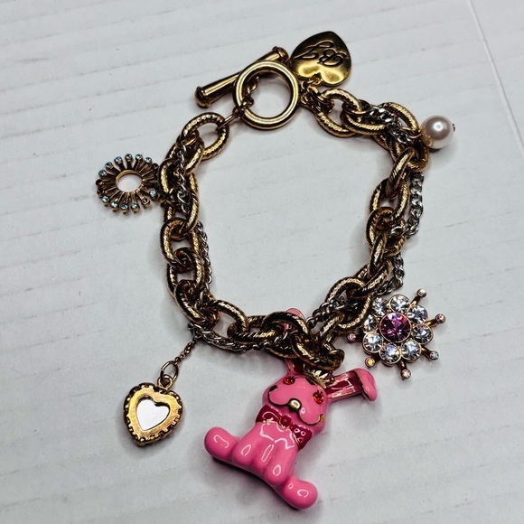 Betsey Johnson Jewelry - BETSY JOHNSON Vintage Gold Pink Bunny Charm Bracelet